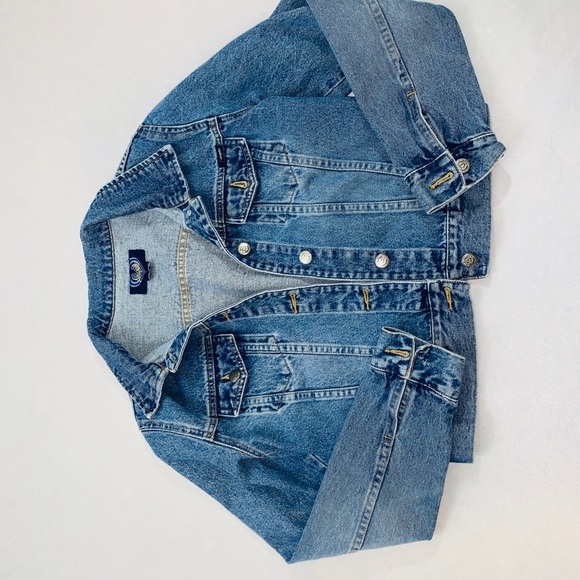 Jean jacket - Picture 1 of 5